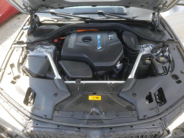 Фото 11 с аукциона – 2018 BMW 530E с VIN WBAJA9C55JB250673
