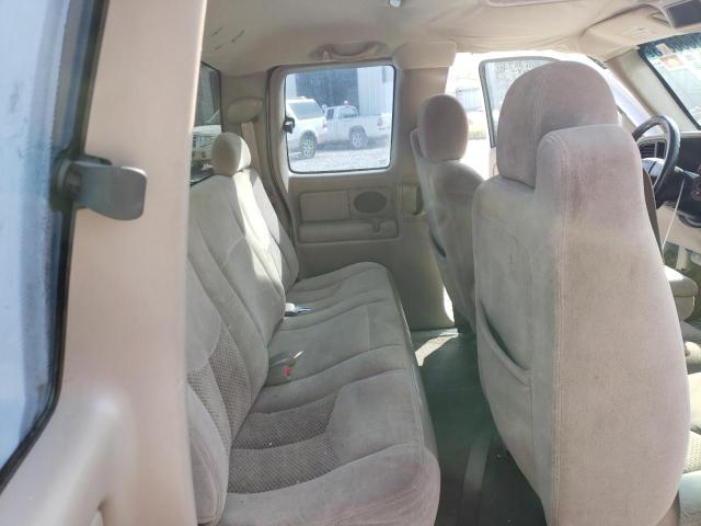 Photo 10 from auction – 2004 CHEVROLET SILVERADO with VIN 2GCEC19V441402180