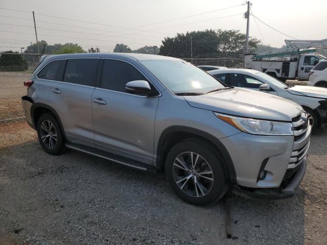 Photo 4 from auction – 2017 TOYOTA HIGHLANDER with VIN 5TDZZRFH3HS190786