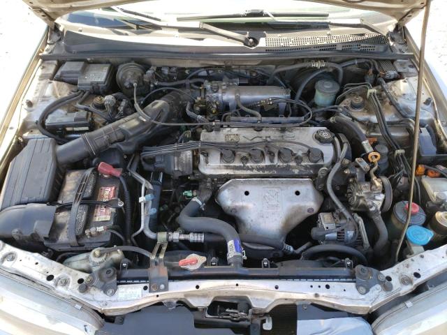Photo 11 from auction – 1997 HONDA ACCORD EX with VIN 1HGCD5651VA013652