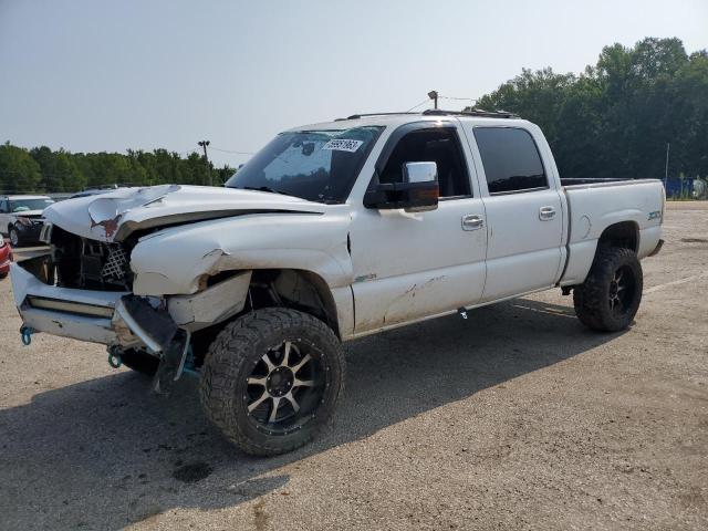 CHEVROLET SILVERADO 2004 with VIN 2GCEK13T641361139 - Photo from auction