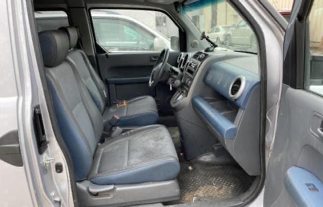 Photo 5 from auction – 2004 HONDA ELEMENT LX with VIN 5J6YH18334L000055