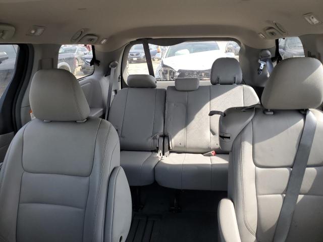 Photo 10 from auction – 2017 TOYOTA SIENNA XLE with VIN 5TDYZ3DC2HS845522