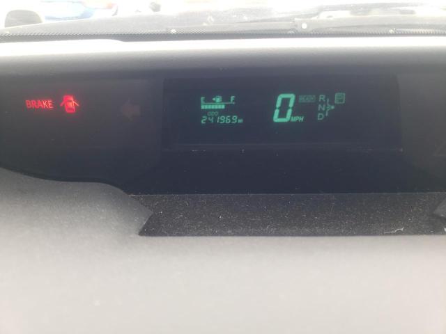 Photo 9 from auction – 2004 TOYOTA PRIUS with VIN JTDKB20U440032277