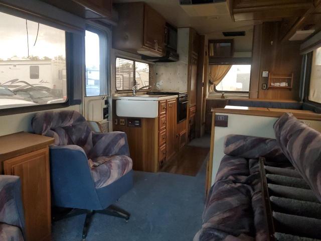 Photo 6 from auction – 1993 LAZY TRAVL TRLR with VIN 1FDKE30G4PHA93282