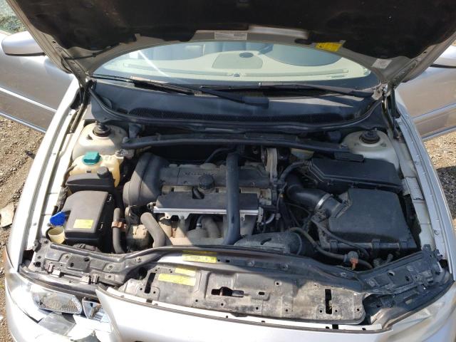 Photo 11 from auction – 2005 VOLVO S60 2.5T with VIN YV1RH592052483934