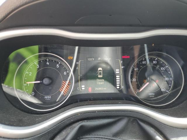 Photo 9 from auction – 2014 JEEP CHEROKEE L with VIN 1C4PJLCS7EW102992