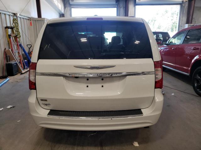 Photo 6 from auction – 2016 CHRYSLER TOWN & COU with VIN 2C4RC1CG3GR119013