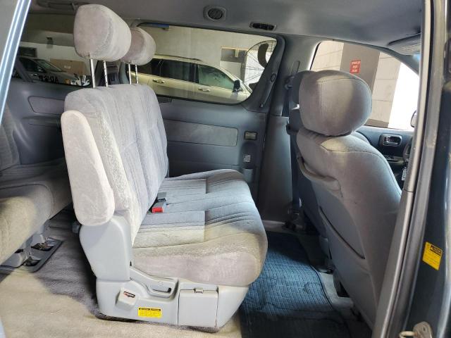 Photo 11 from auction – 2002 TOYOTA SIENNA CE with VIN 4T3ZF19C72U439655