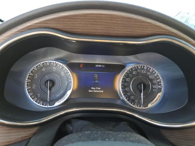 Photo 9 from auction – 2015 CHRYSLER 200 C with VIN 1C3CCCCG5FN547988
