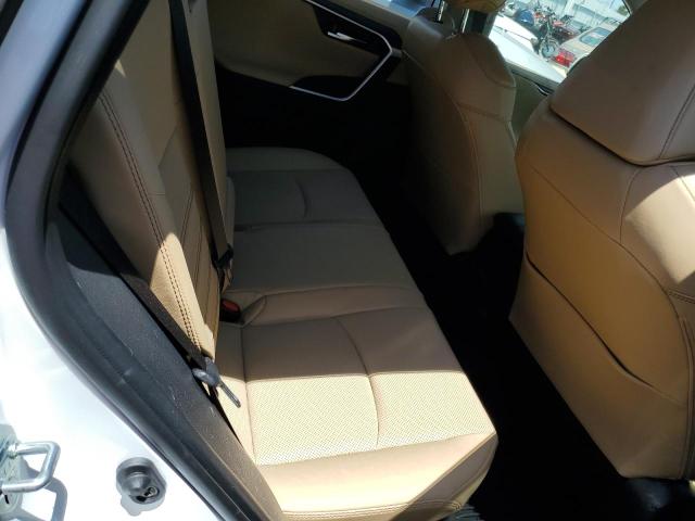 Photo 11 from auction – 2023 TOYOTA RAV4 LIMIT with VIN JTMD6RFV8PD083543