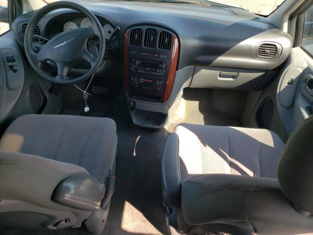 Photo 8 from auction – 2007 CHRYSLER TOWN & COU with VIN 1A4GJ45R97B155259
