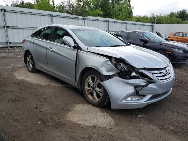 Photo 4 from auction – 2013 HYUNDAI SONATA SE with VIN 5NPEC4AC3DH532722