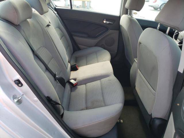 Photo 10 from auction – 2016 KIA FORTE LX with VIN KNAFX4A67G5502787