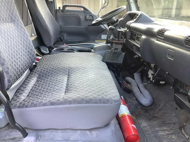 Photo 5 from auction – 2006 ISUZU NPR with VIN JALC4B16467016409