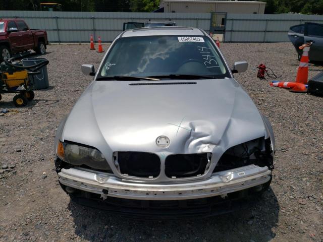 Photo 5 from auction – 2004 BMW 325 I with VIN WBAET37434NJ42811