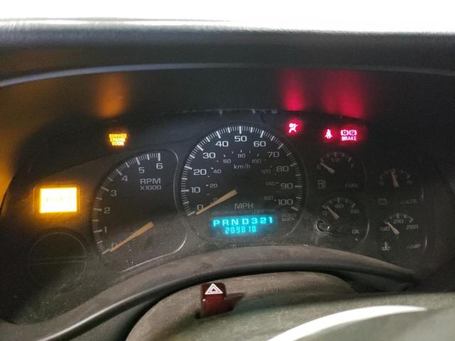 Photo 9 from auction – 2000 CHEVROLET SILVERADO with VIN 1GCEK19T8YE417206