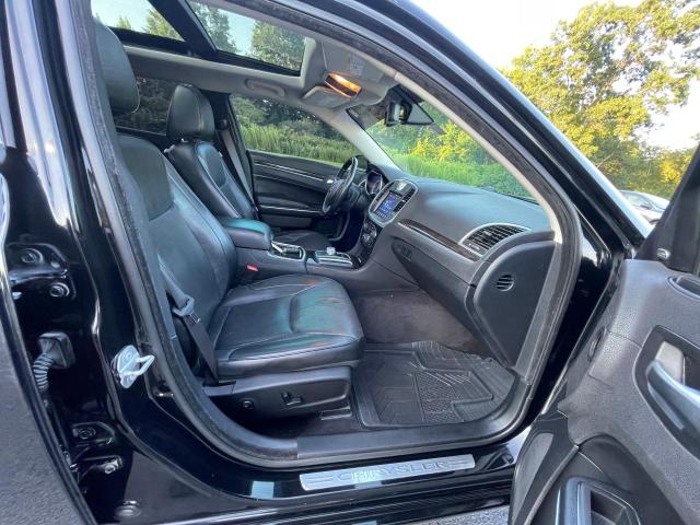 Photo 5 from auction – 2017 CHRYSLER 300C with VIN 2C3CCAEG9HH512027