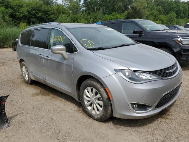 Photo 4 from auction – 2017 CHRYSLER PACIFICA T with VIN 2C4RC1EG4HR538213