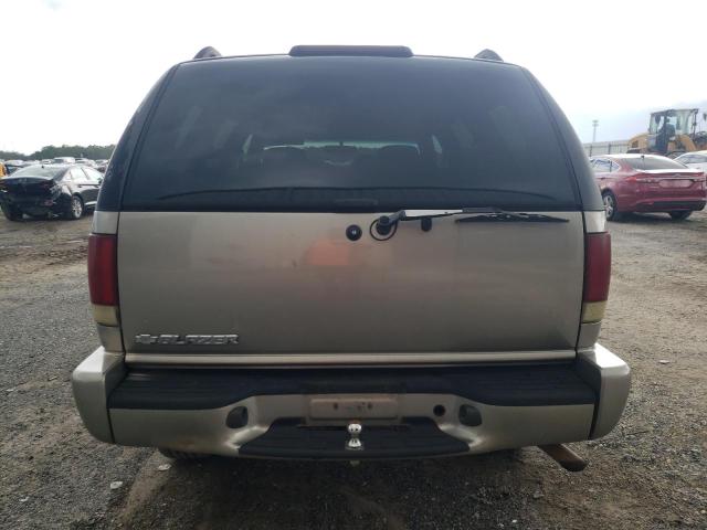 Photo 6 from auction – 2002 CHEVROLET BLAZER with VIN 1GNCS13W62K229388
