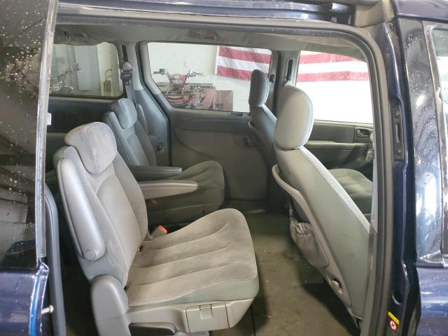Photo 11 from auction – 2005 CHRYSLER TOWN & COU with VIN 2C8GP54L55R581745