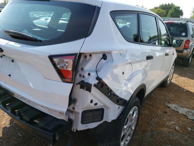 Photo 3 from auction – 2018 FORD ESCAPE S with VIN 1FMCU0F77JUB42910