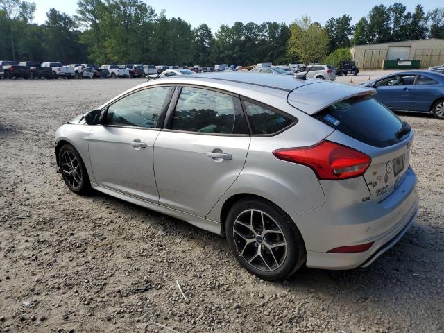 Photo 2 from auction – 2015 FORD FOCUS SE with VIN 1FADP3K24FL246785