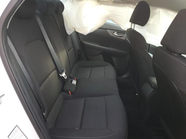 Photo 10 from auction – 2021 KIA FORTE FE with VIN 3KPF24AD9ME327880