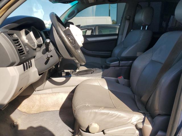 Photo 7 from auction – 2004 TOYOTA 4RUNNER SR with VIN JTEZU14R348018635