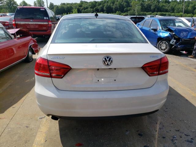 Photo 6 from auction – 2015 VOLKSWAGEN PASSAT SE with VIN 1VWBS7A33FC071220