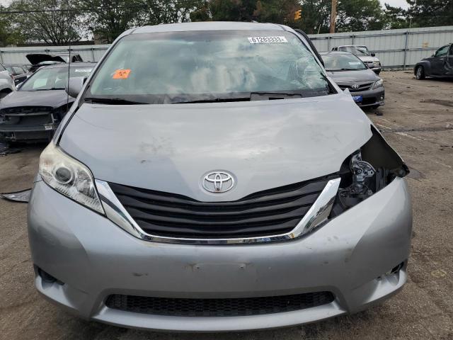Photo 5 from auction – 2014 TOYOTA SIENNA LE with VIN 5TDKK3DC6ES432198