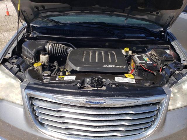 Photo 11 from auction – 2014 CHRYSLER TOWN & COU with VIN 2C4RC1BG6ER317809