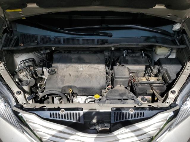 Photo 12 from auction – 2015 TOYOTA SIENNA LE with VIN 5TDKK3DC6FS555811