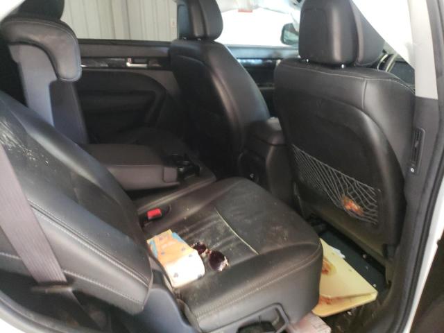 Photo 10 from auction – 2015 KIA SORENTO EX with VIN 5XYKU4A71FG559964