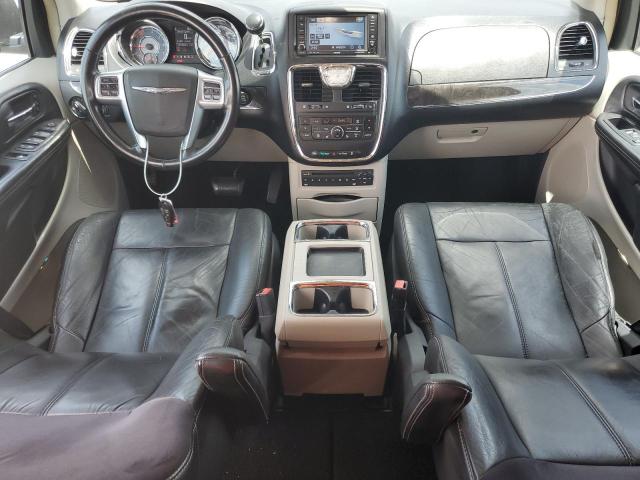 Photo 8 from auction – 2011 CHRYSLER TOWN & COU with VIN 2A4RR6DG3BR612154