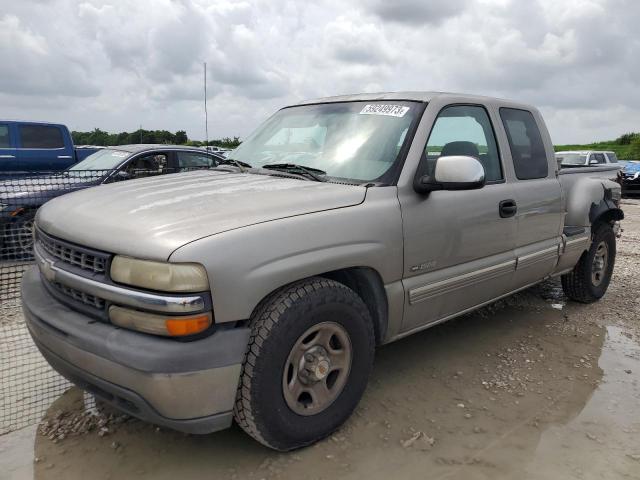 CHEVROLET SILVERADO 2000 with VIN 2GCEC19V9Y1368985 - Photo from auction