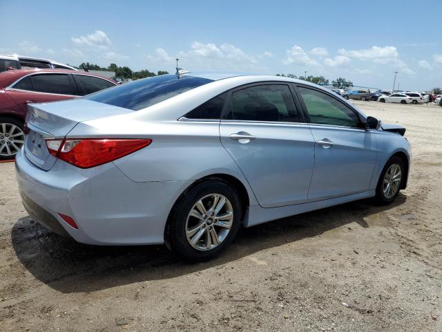 Photo 3 from auction – 2014 HYUNDAI SONATA GLS with VIN 5NPEB4AC5EH923780