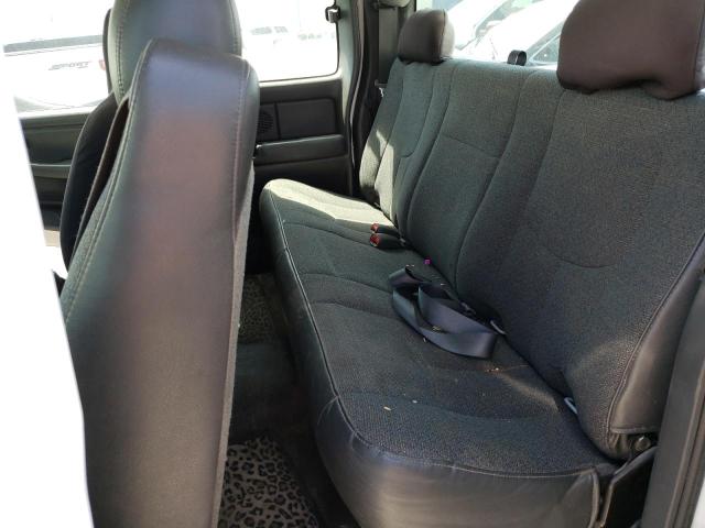 Photo 10 from auction – 2005 CHEVROLET SILVERADO with VIN 1GCEC19X55Z172997