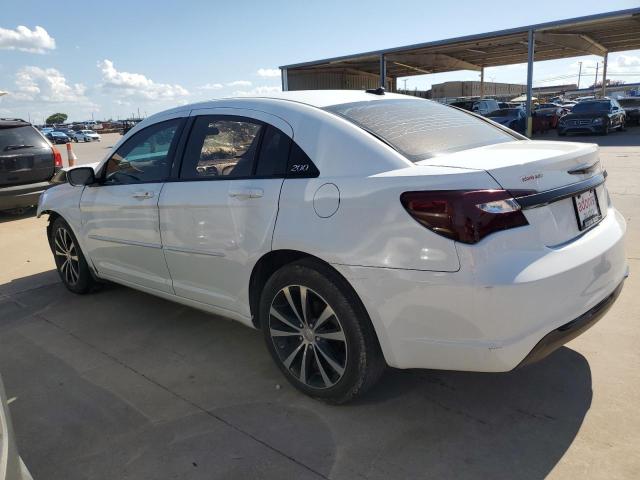 Photo 2 from auction – 2012 CHRYSLER 200 LX with VIN 1C3CCBAB3CN214198