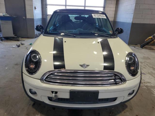 Photo 5 from auction – 2010 MINI COOPER with VIN WMWMF3C58ATZ64139