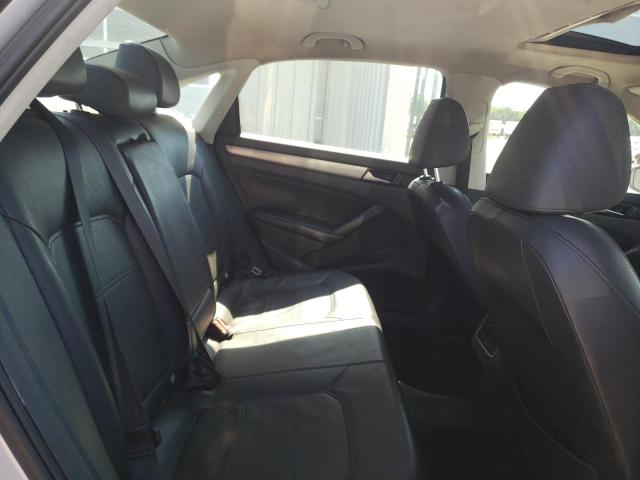 Photo 10 from auction – 2014 VOLKSWAGEN PASSAT SE with VIN 1VWBP7A31EC017477