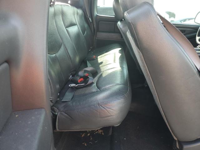 Photo 10 from auction – 2005 CHEVROLET SILVERADO with VIN 1GCEK19V35Z235984