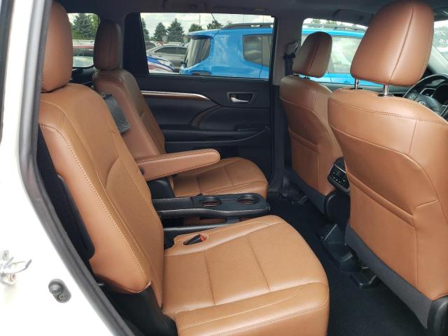 Photo 10 from auction – 2018 TOYOTA HIGHLANDER with VIN 5TDDZRFH9JS876475