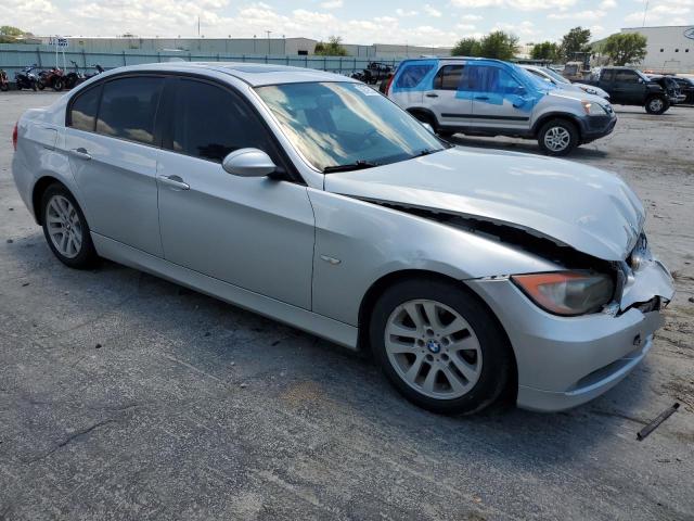 Photo 4 from auction – 2007 BMW 328 I with VIN WBAVA37587NL12664
