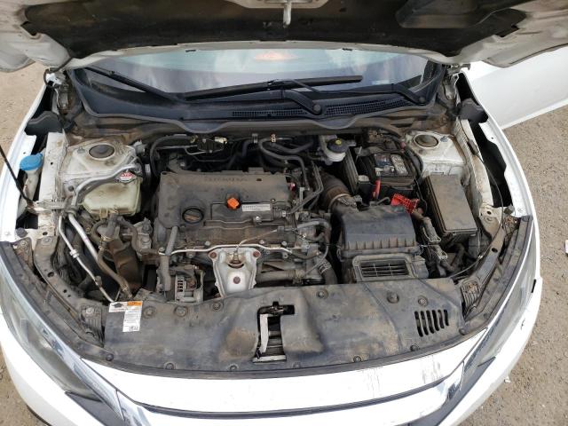 Photo 11 from auction – 2018 HONDA CIVIC LX with VIN 19XFC2F50JE204581