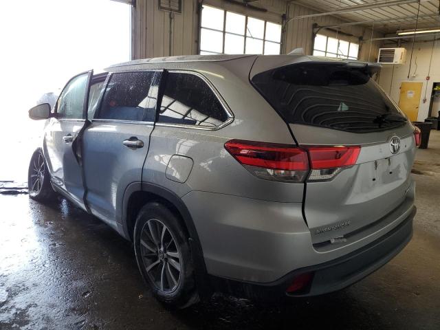 Photo 2 from auction – 2018 TOYOTA HIGHLANDER with VIN 5TDJZRFH1JS885027