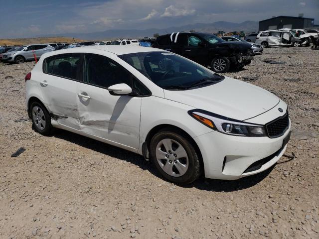 Photo 4 from auction – 2017 KIA FORTE LX with VIN KNAFK5A80H5698790