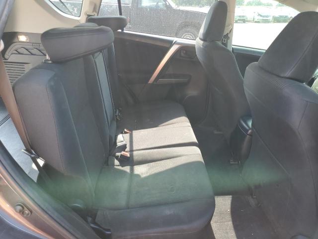 Photo 10 from auction – 2018 TOYOTA RAV4 LE with VIN JTMZFREV8JJ731530