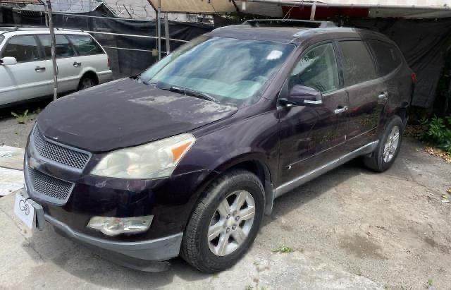 Photo 2 from auction – 2010 CHEVROLET TRAVERSE L with VIN 1GNLRFED7AS102958