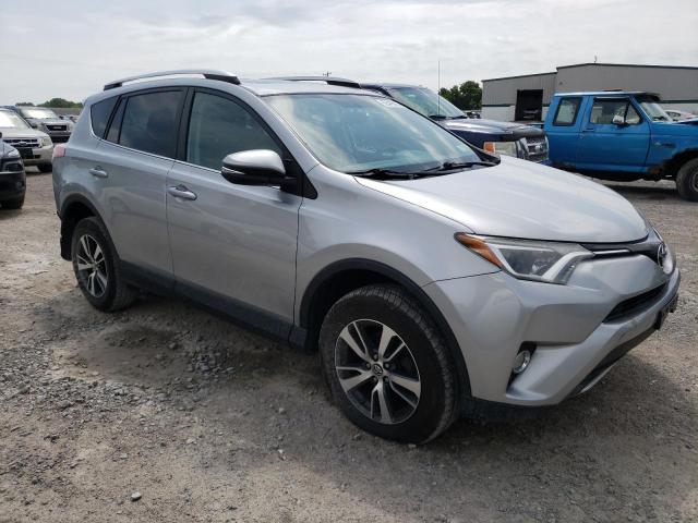 Photo 4 from auction – 2016 TOYOTA RAV4 XLE with VIN 2T3WFREV2GW255174
